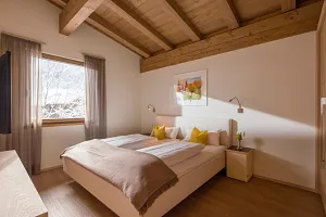 resorttirolniederauwildenbachschlafzimmer.jpg